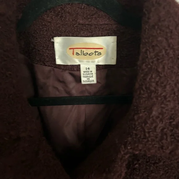 Talbots Vintage Burgundy Wine Boucle’ Long Elegant Wool Blend Overcoat Size 14 - Picture 5 of 10